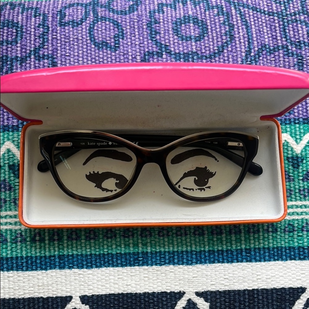 Kate Spade Aida Glasses with case and cleaning cloth - Picture 3 of 11